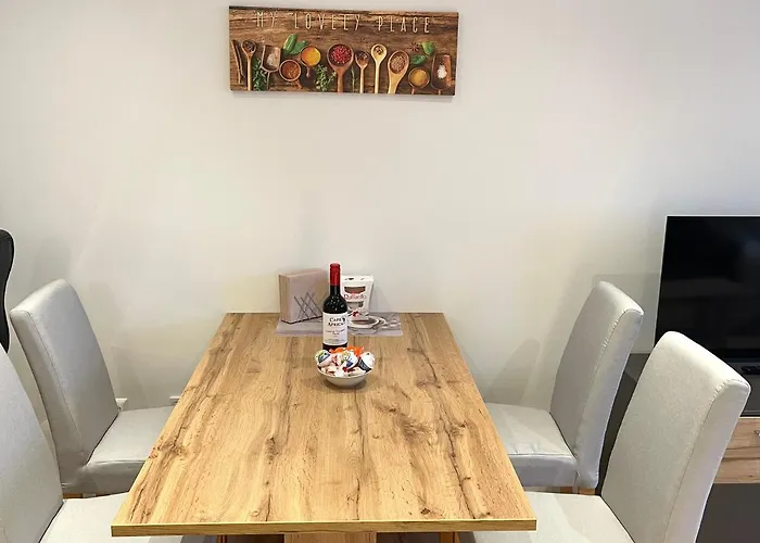 Modern Havanna 6 Person * غراتس